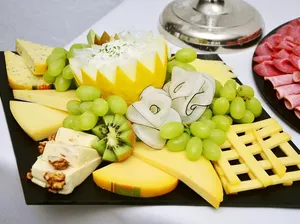 buffet traiteur de réception, verrines sucrées salées, cocktail apéritif finger food